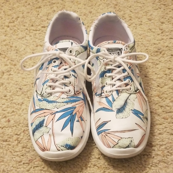 Vans Sneakers - Picture 1 of 3